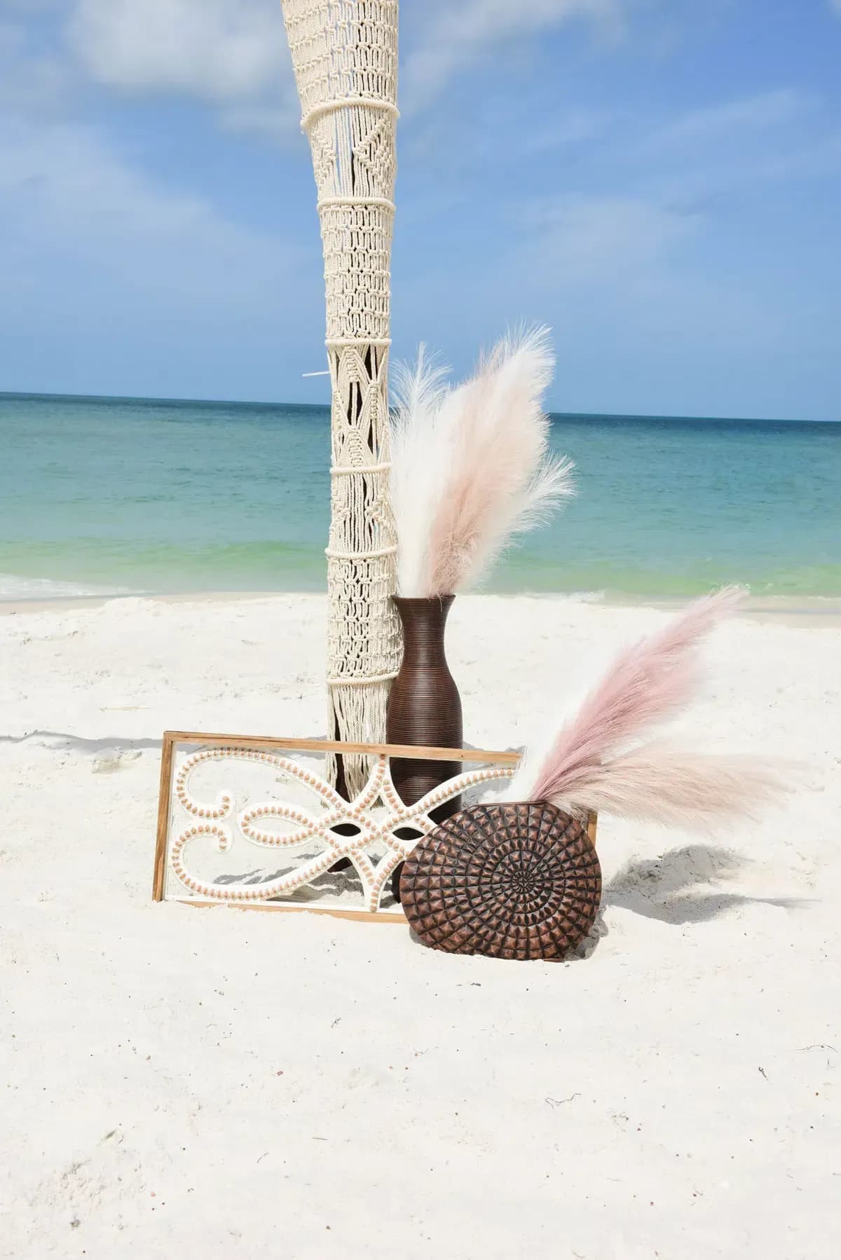 Pompass Grass Wedding Decor